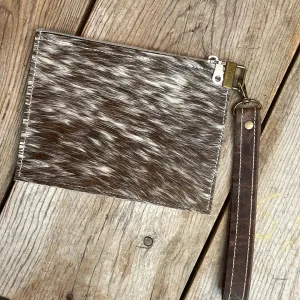 146 Make-up bag - Longhorn w/ Wyoming Tool
