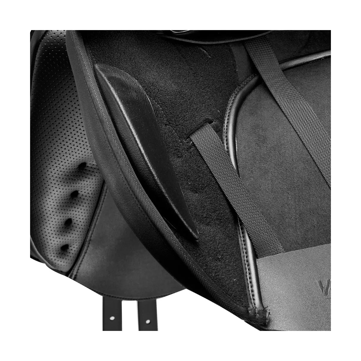 500 Dressage Saddle