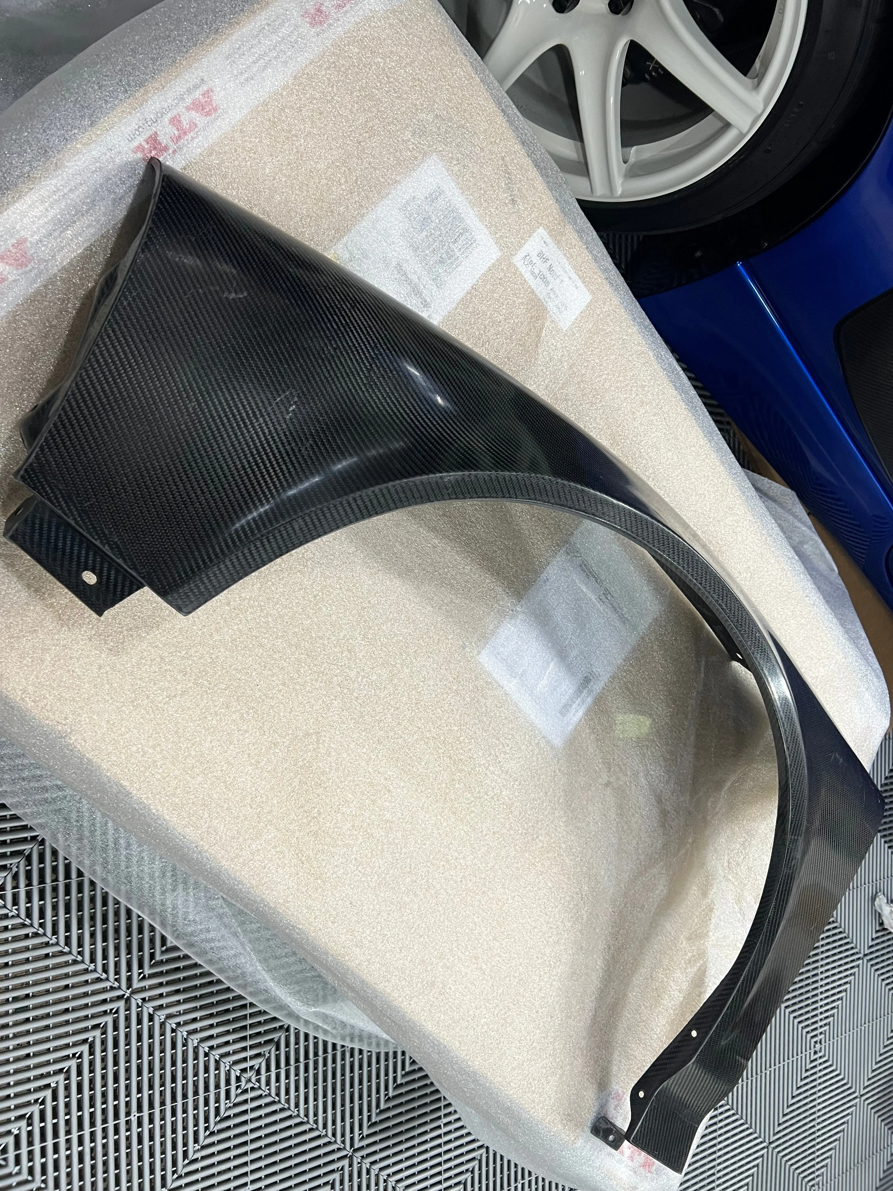 ATR Front Fenders  20mm - Dry Carbon