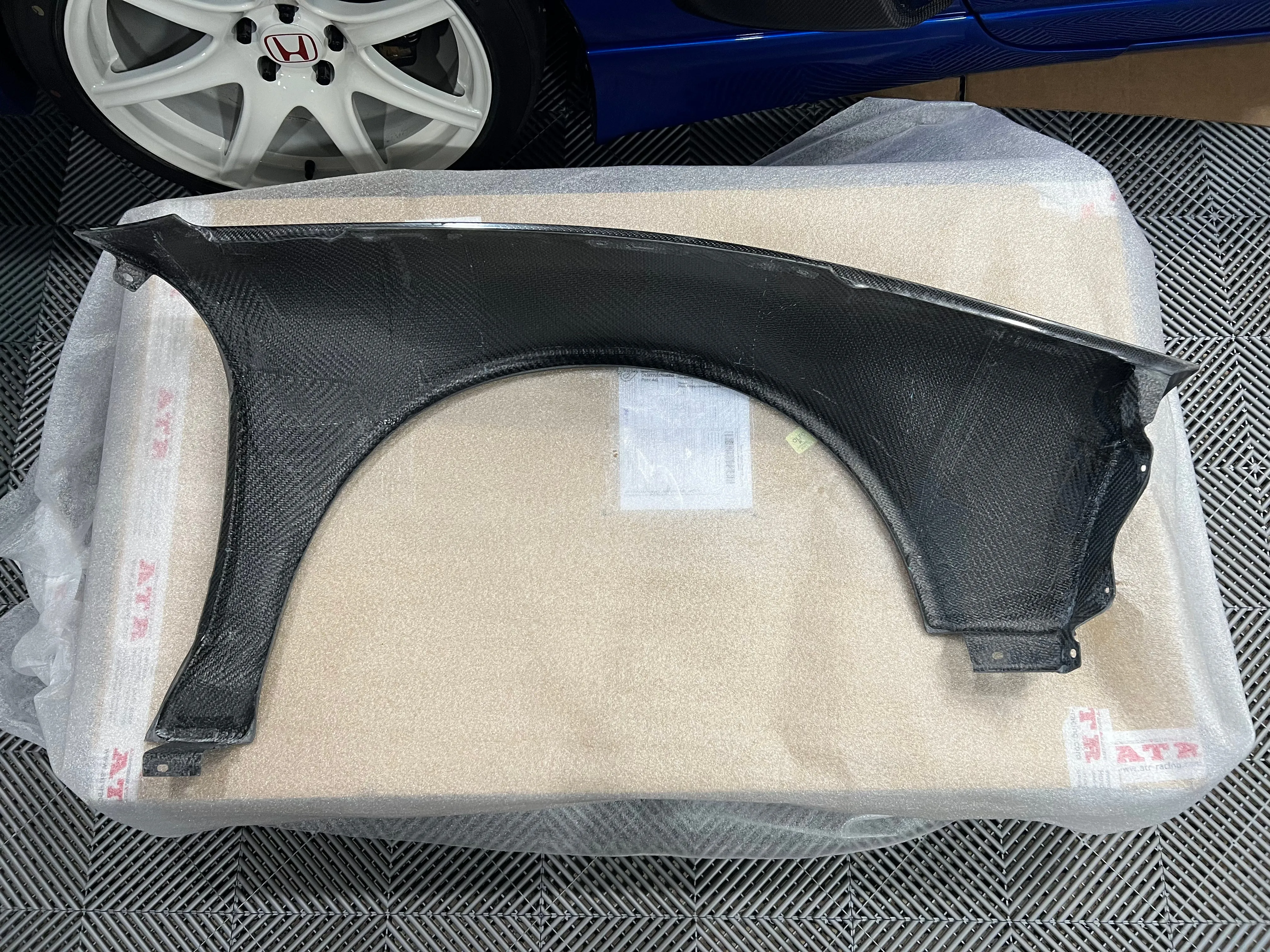 ATR Front Fenders  20mm - Dry Carbon