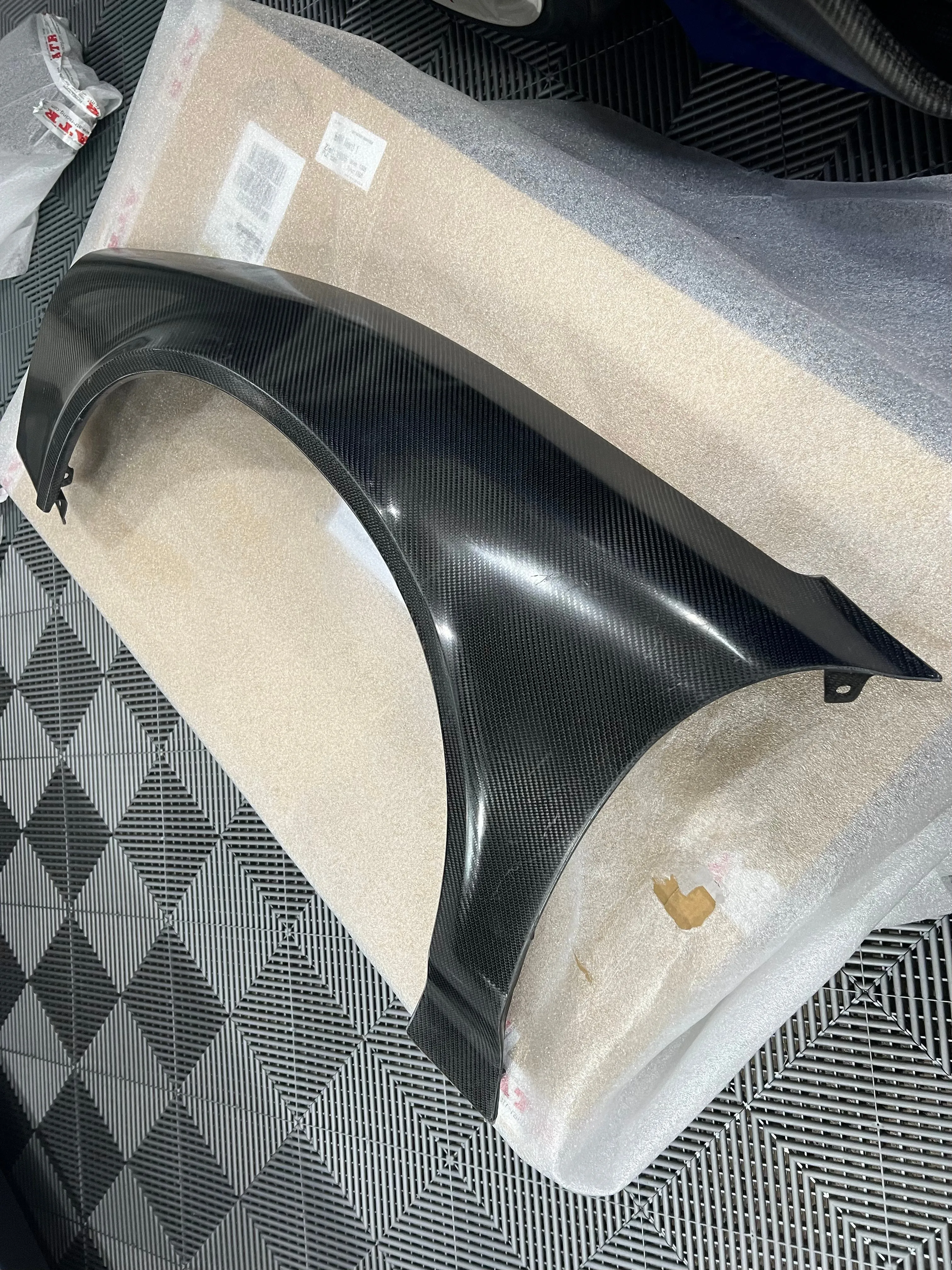 ATR Front Fenders  20mm - Dry Carbon