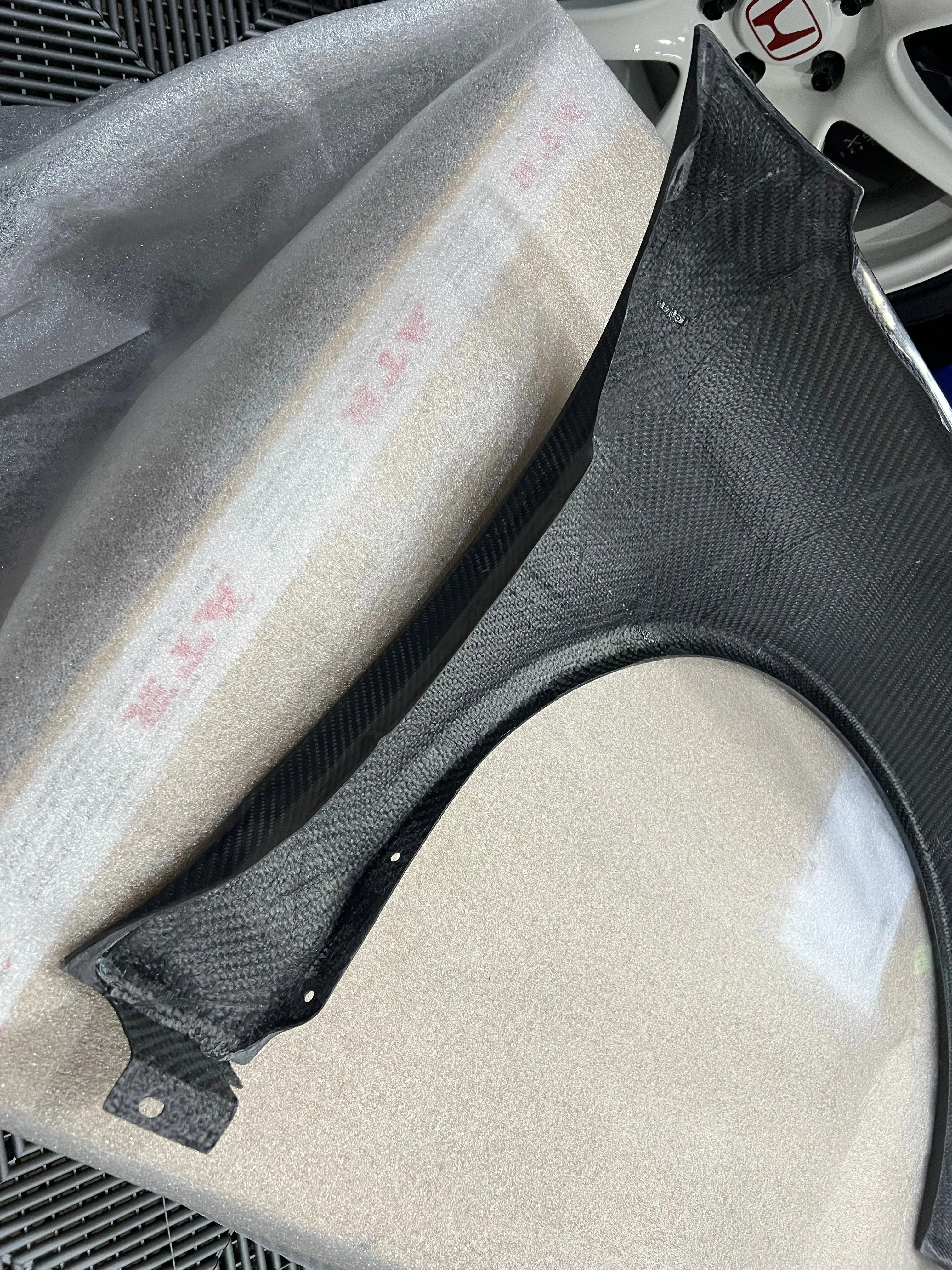 ATR Front Fenders  20mm - Dry Carbon