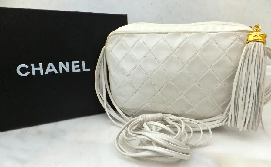Authentic Chanel Vintage White Quilted Camera Style Handbag