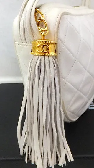 Authentic Chanel Vintage White Quilted Camera Style Handbag