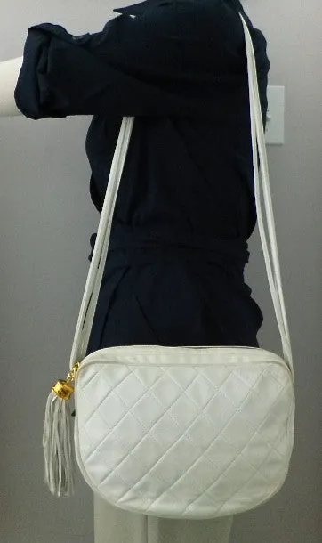 Authentic Chanel Vintage White Quilted Camera Style Handbag