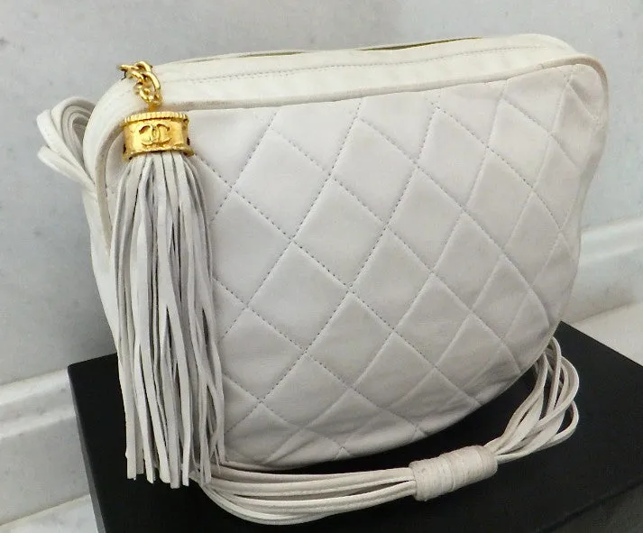 Authentic Chanel Vintage White Quilted Camera Style Handbag