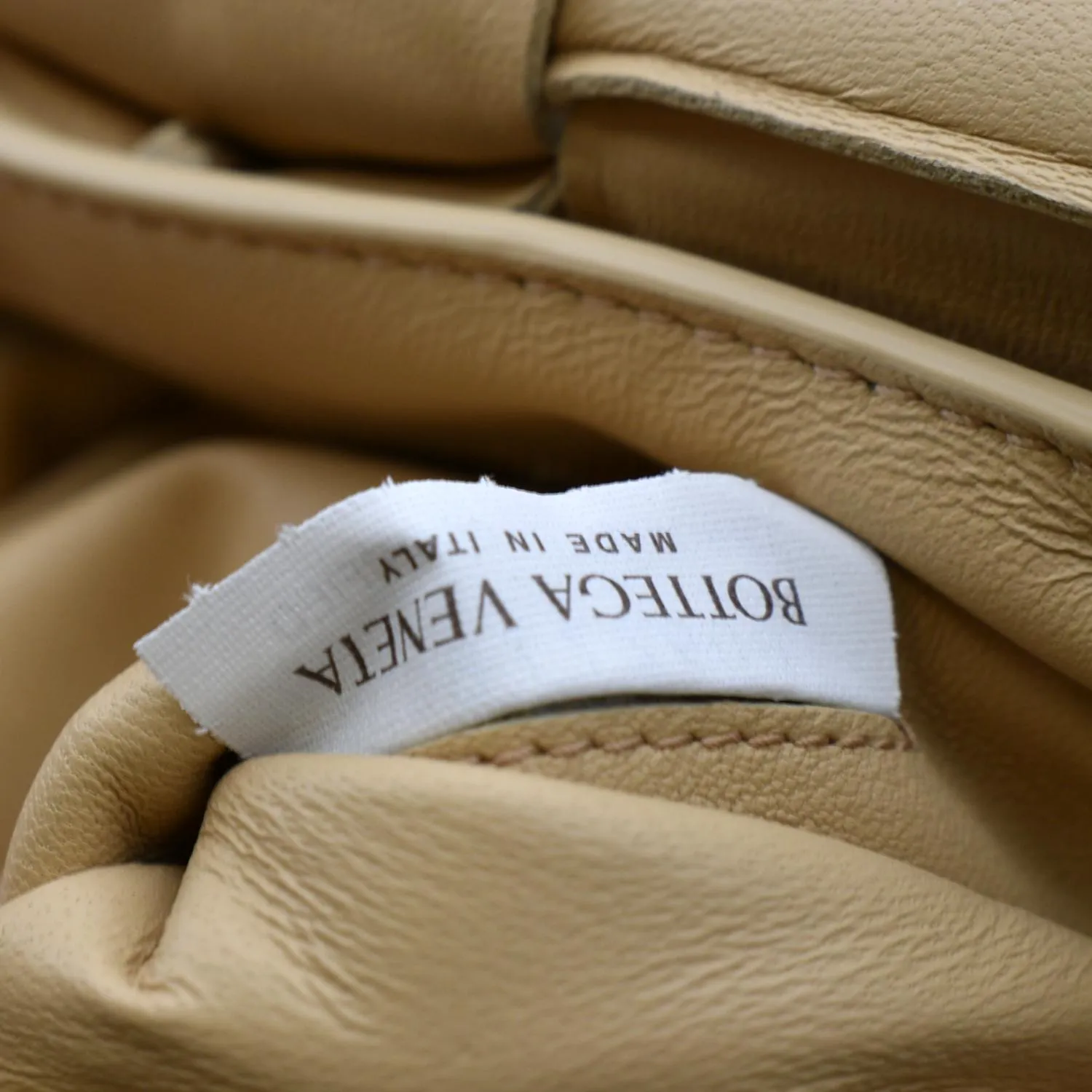 BOTTEGA VENETA Chain Cassette Padded Leather Crossbody Bag Caramel