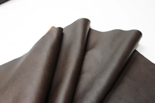 Brown West Chocolate Leather- Upholstery Cowhide leather/ 2.5 oz - 3 oz (1.0 to 1.2mm) - Soft leather for crafts projects