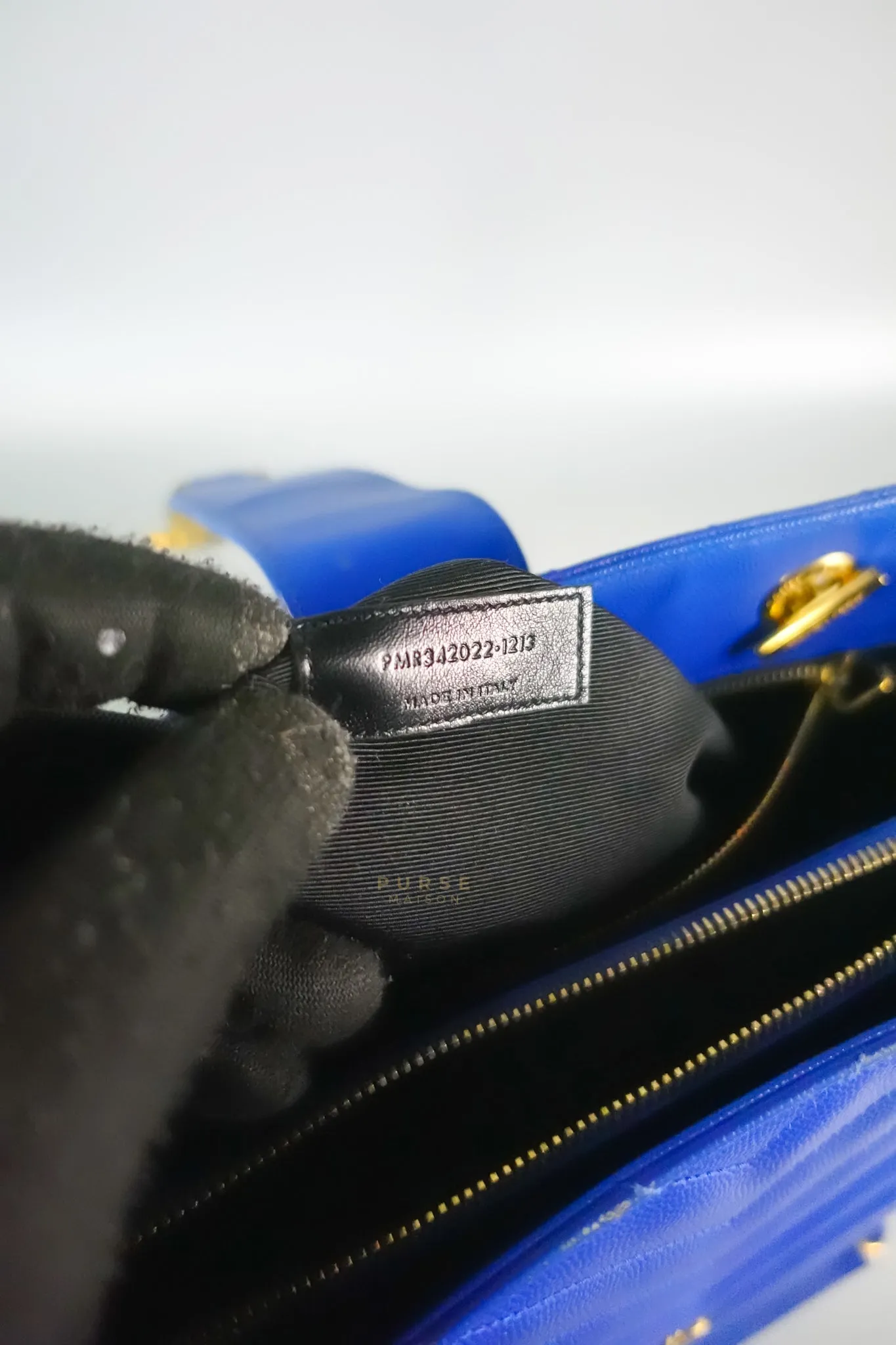 Cassandre Electric Blue Chevrone Quilted Leather Chain Bag