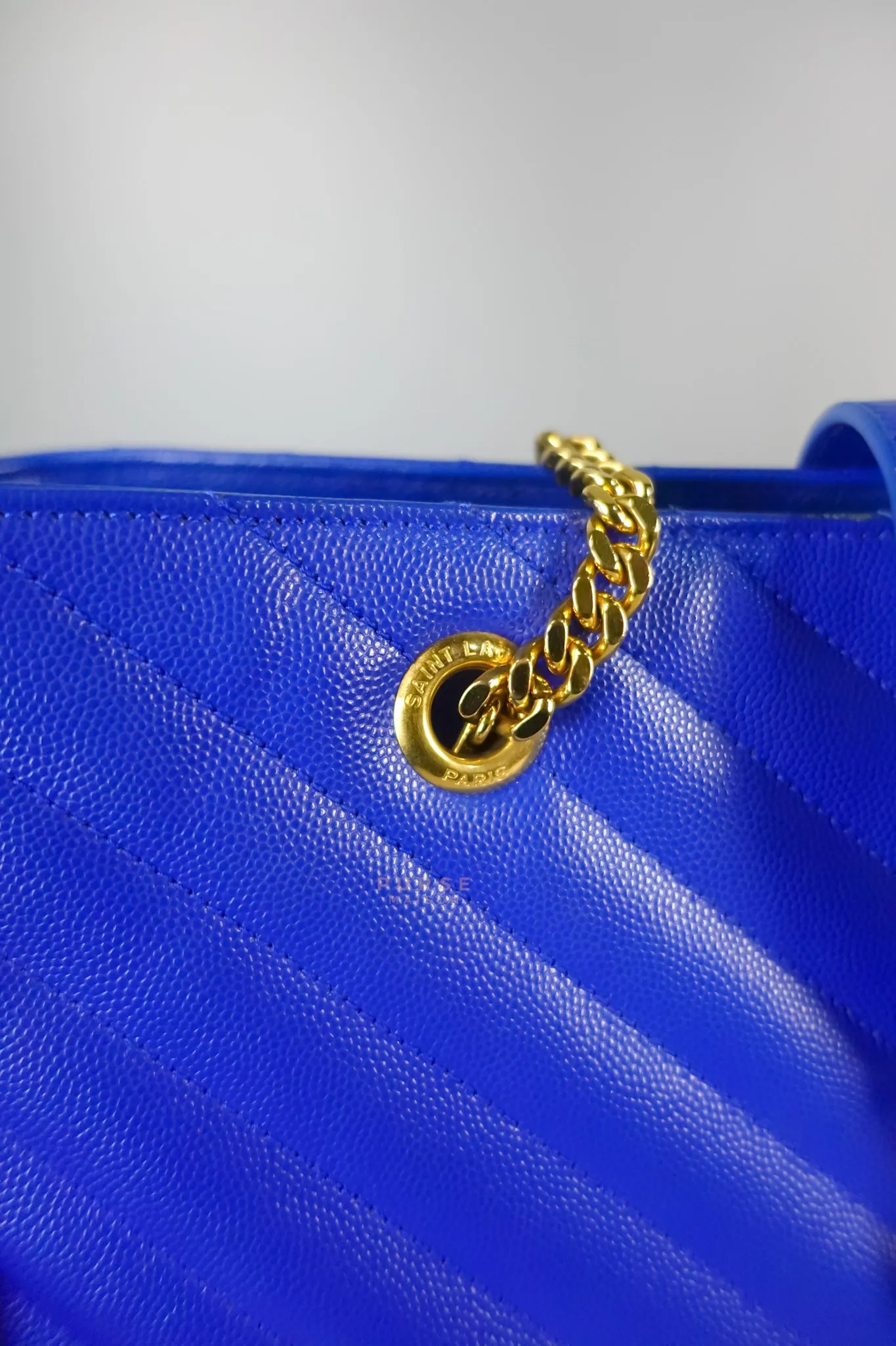 Cassandre Electric Blue Chevrone Quilted Leather Chain Bag