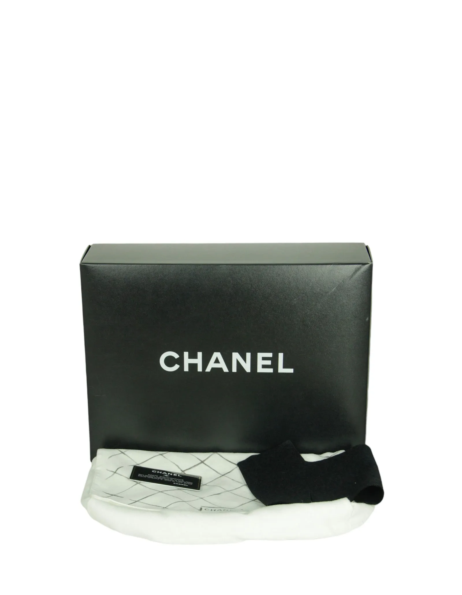 Chanel Black 57th St NYC Lucky Charms 226 Reissue Flap
