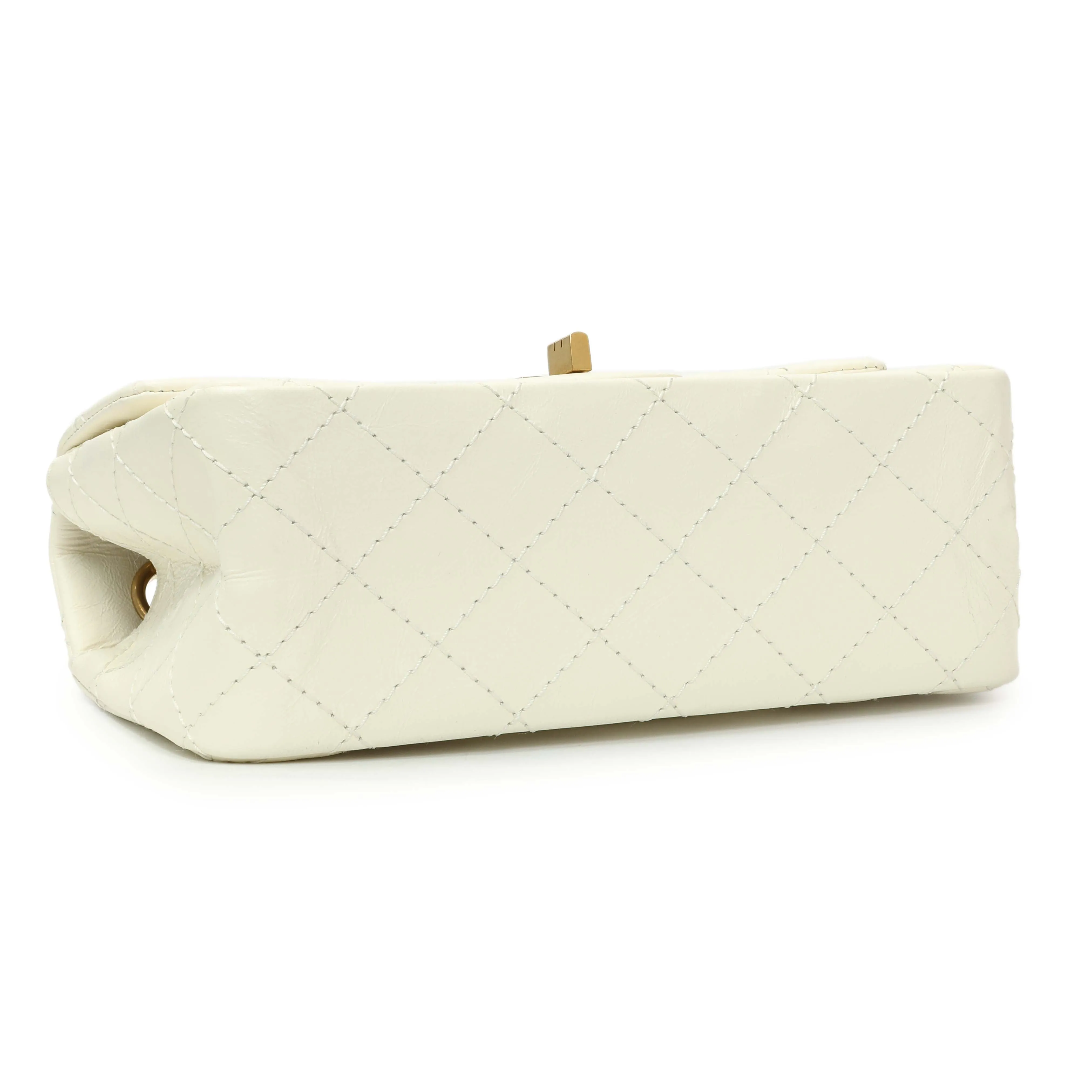 Chanel White Quilted Aged Calfskin 2.55 Reissue Flap 224