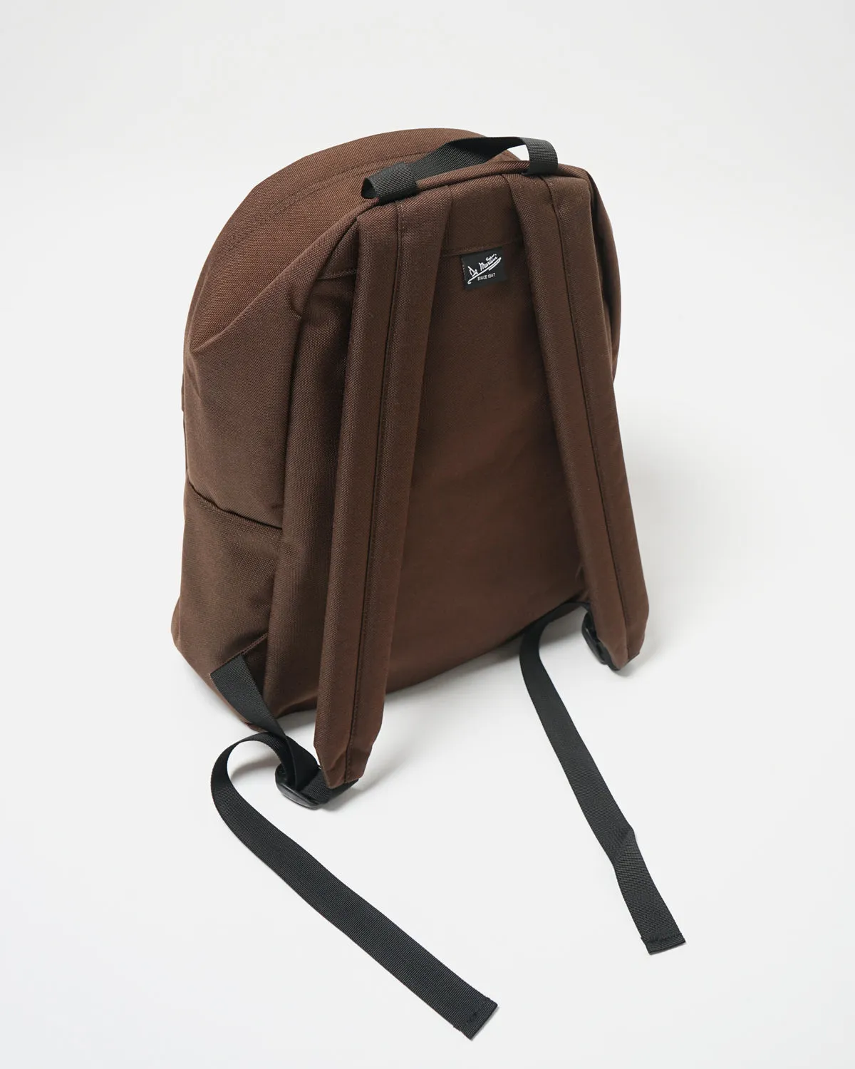 Classic Backpack / Brown
