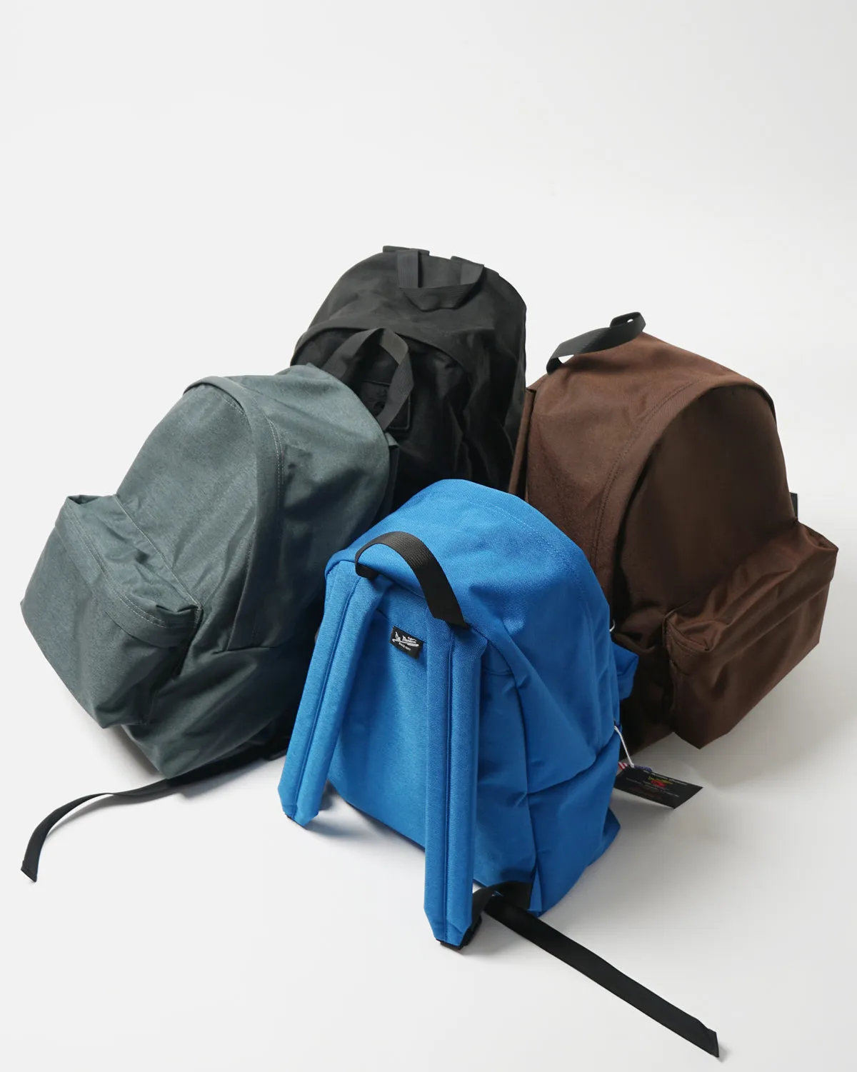 Classic Backpack / Brown