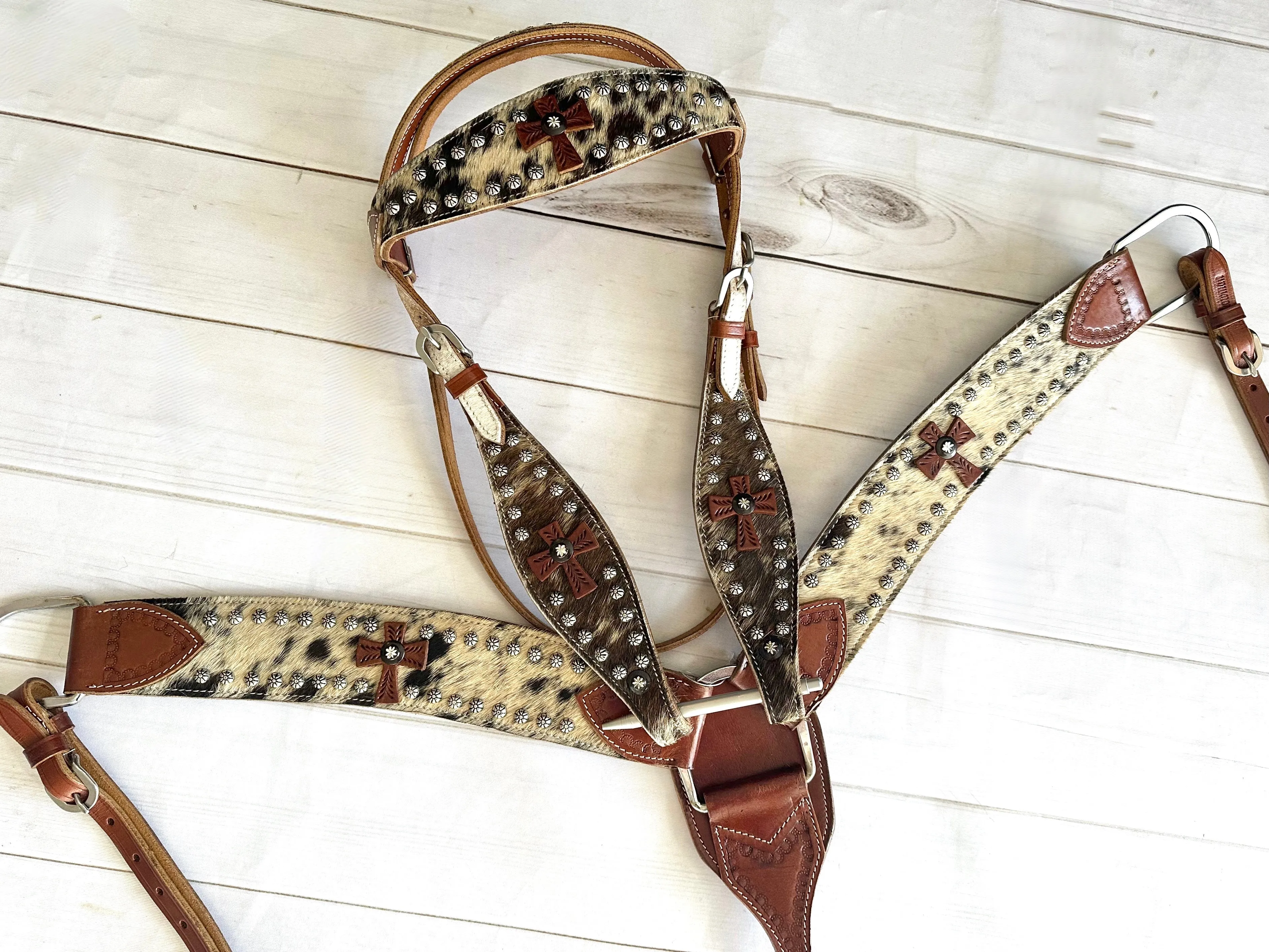 Cowhide with Leather Cross Conchos Tack Set
