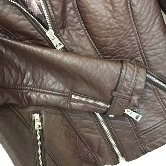 GUESS Vegan Leather Moto Jacket Wine/Burgundy Size M, EUC