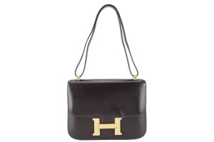HERMES VINTAGE CONSTANCE 23 DARK BROWN BOX LEATHER GOLD HARDWARE STAMP Z (1970) WITH DUST COVER
