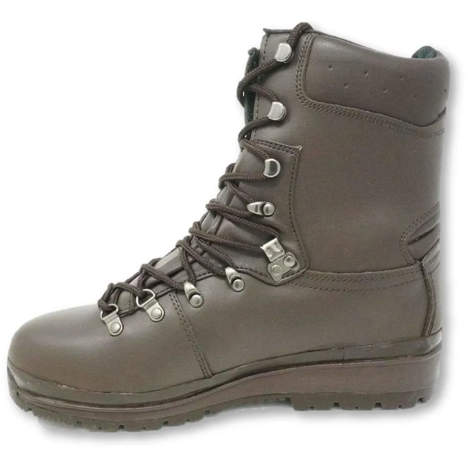 Highlander Brown Waterproof Leather Elite Boot - Youth Sizes 3 to 5