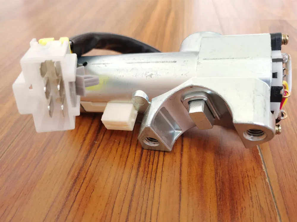 Ignition Barrel Door Lock & Key Fit Nissan Navara D22 Datsun 720