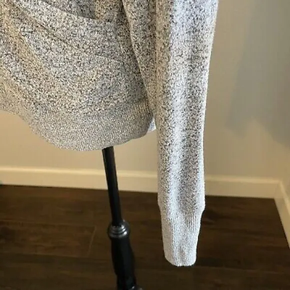 J.Crew Women’s Gray Faux Wrap Lightweight Long Sleeve Sweater Pullover Sz XLarge