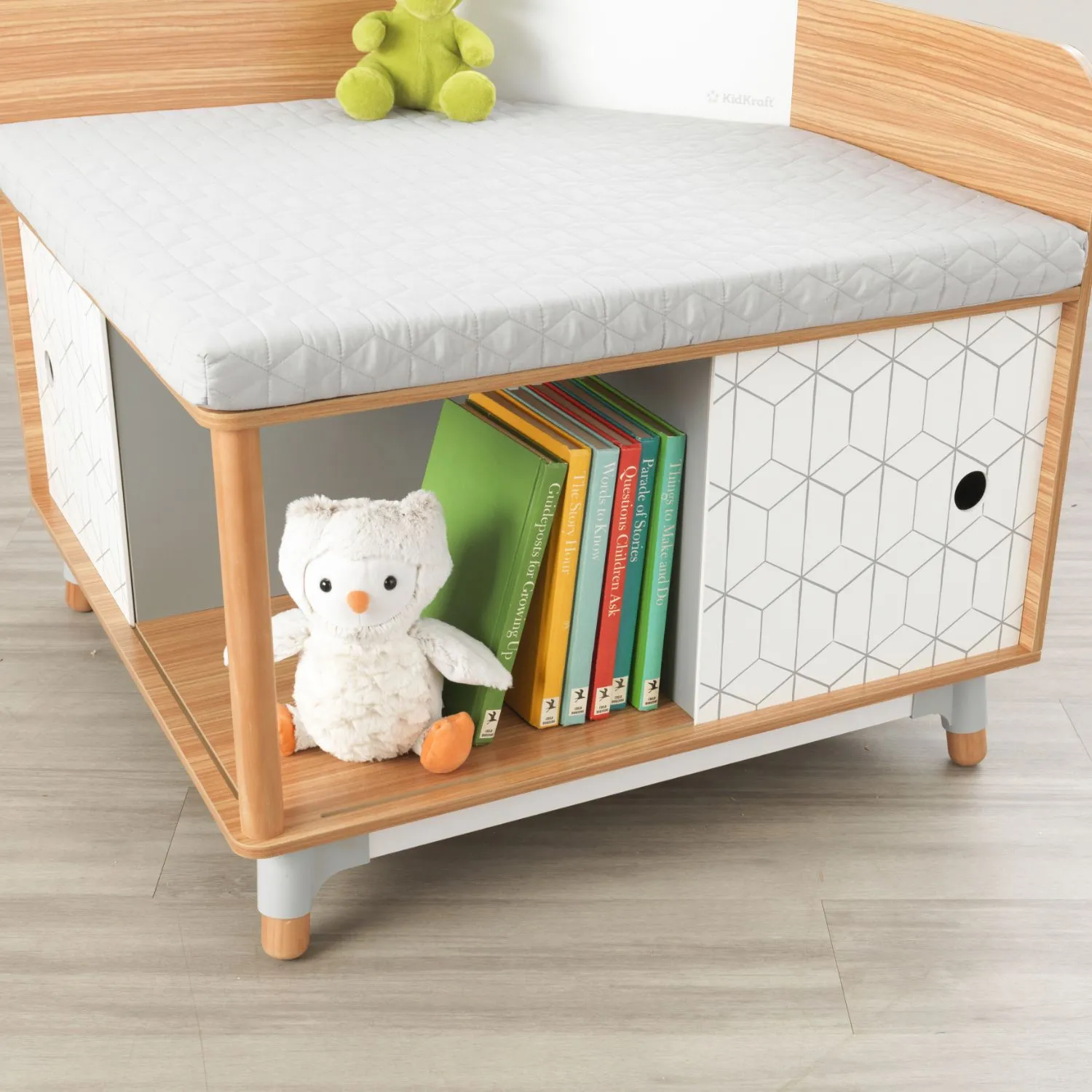 KidKraft Mid-Century Kid Corner Reading Nook