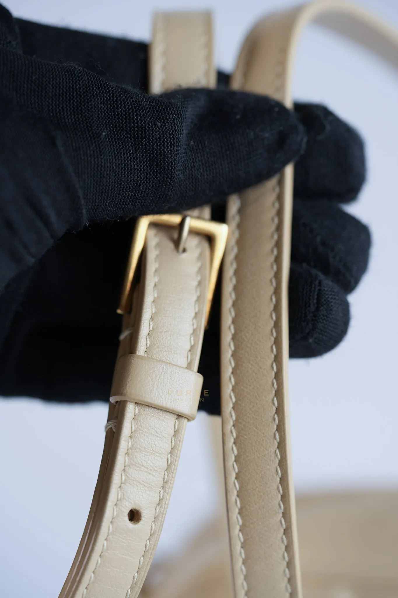 Lou Camera Bag in Cream Quilted Leather