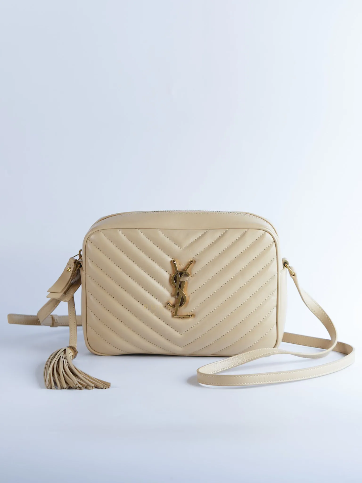 Lou Camera Bag in Cream Quilted Leather