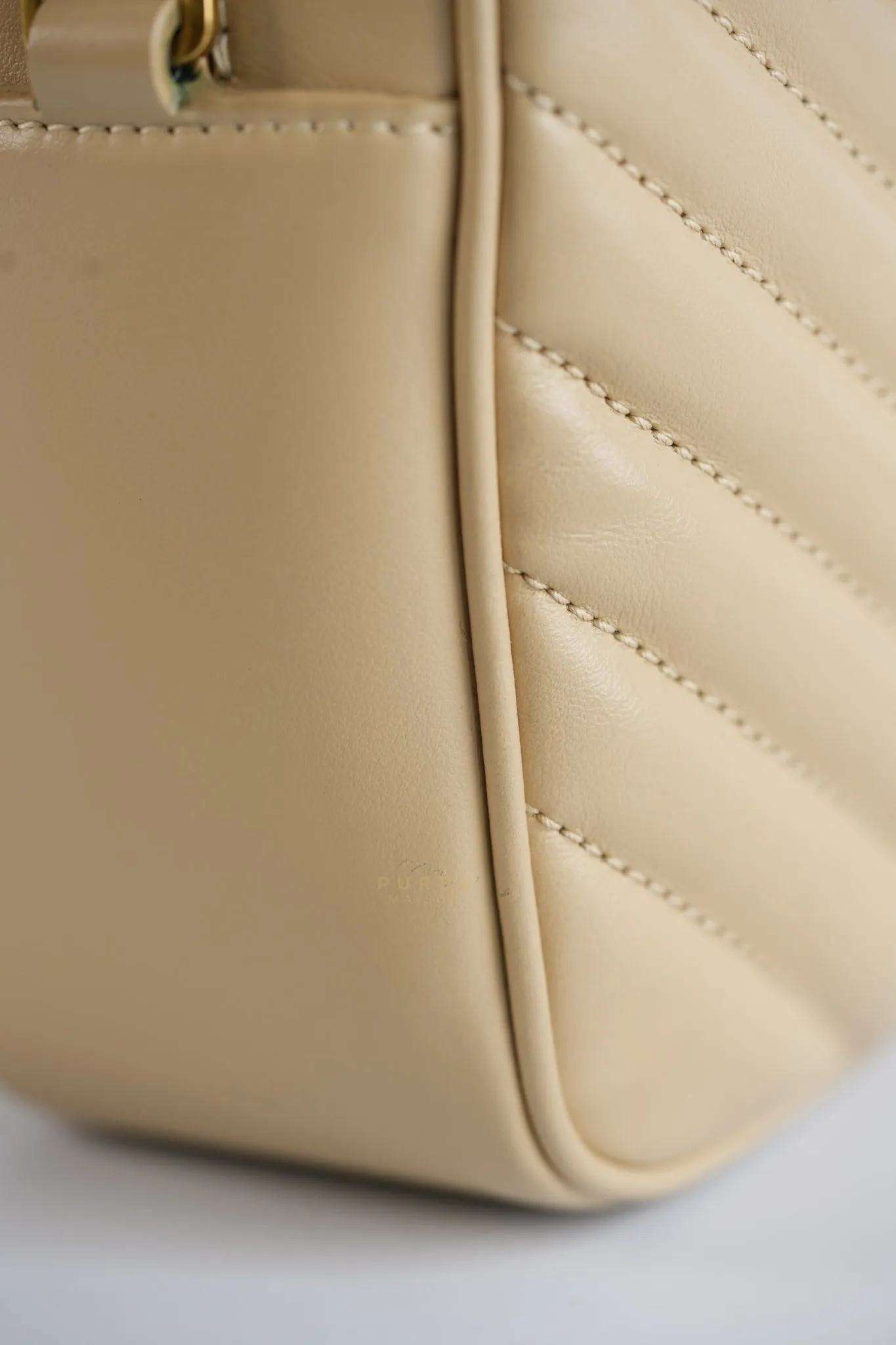 Lou Camera Bag in Cream Quilted Leather