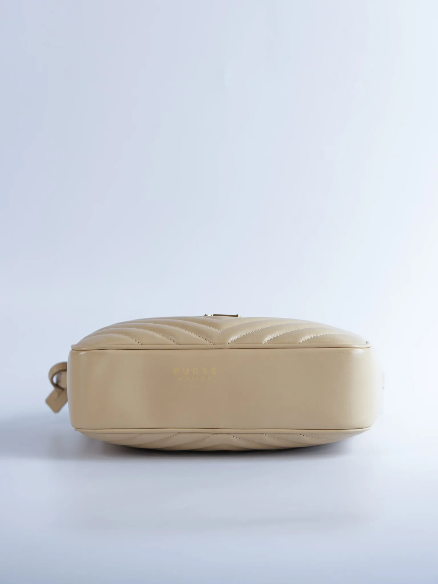 Lou Camera Bag in Cream Quilted Leather