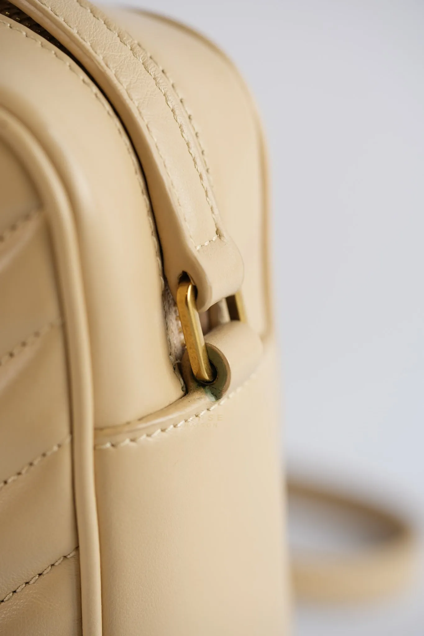 Lou Camera Bag in Cream Quilted Leather
