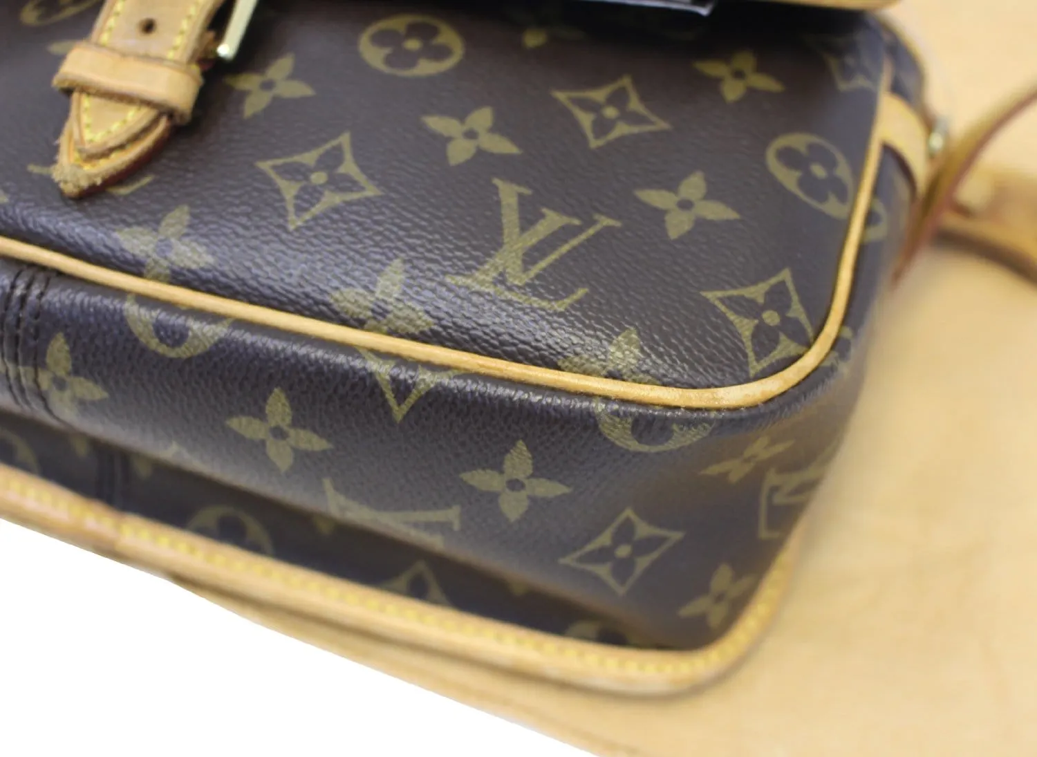 LOUIS VUITTON Monogram Canvas Sologne Crossbody Shoulder Bag