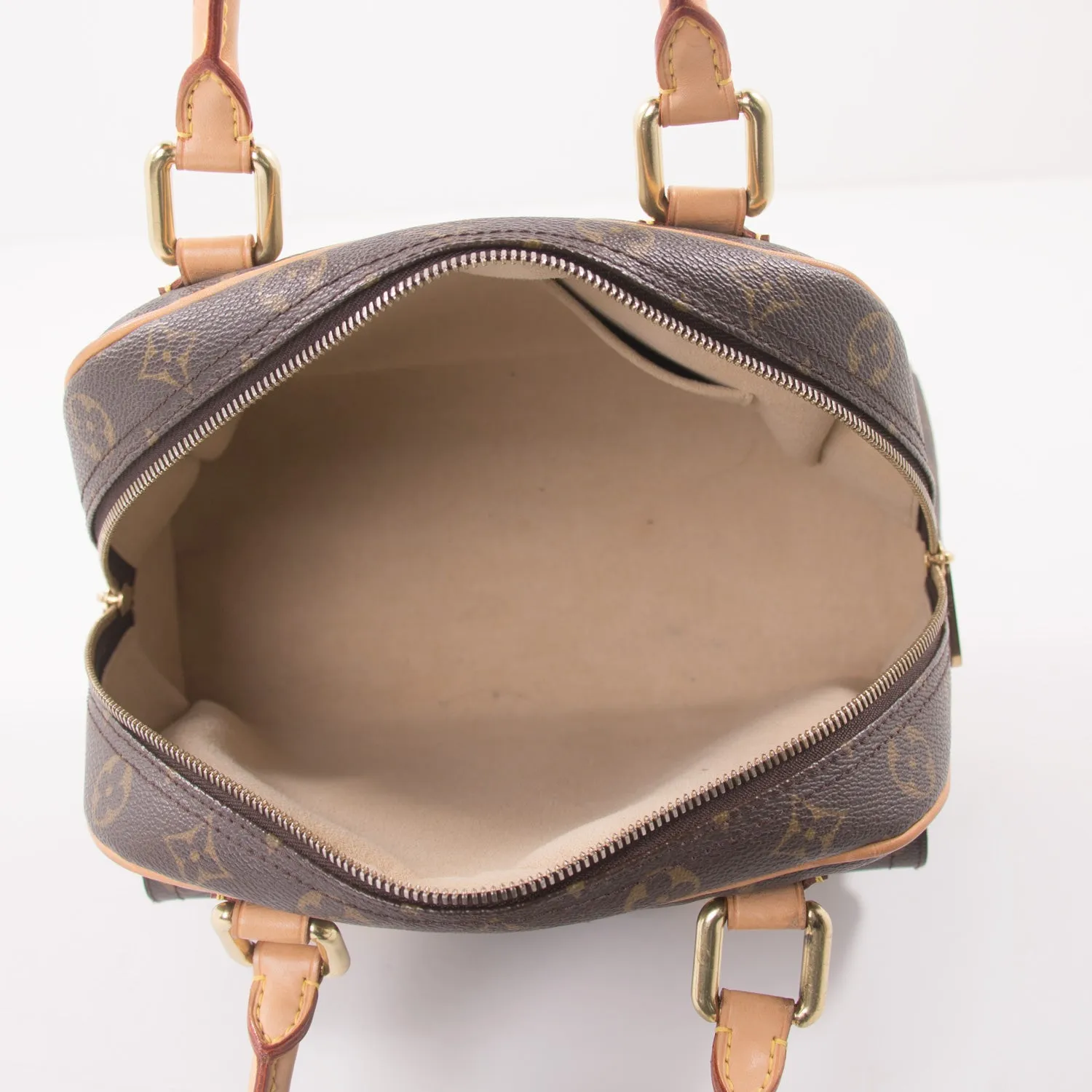 Louis Vuitton Monogram Manhattan PM