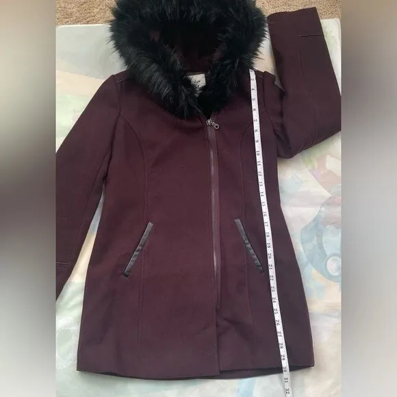 Maralyn &amp; Me Juniors Faux Fur Trim Asymmertical Hooded Maroon Coat Sz M …