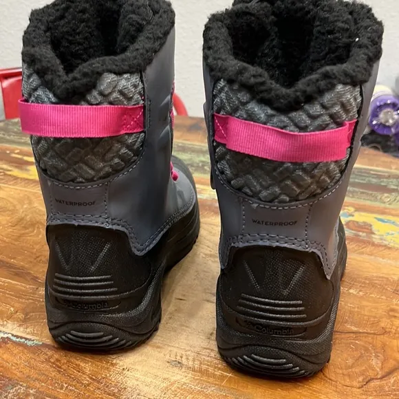 NIB Columbia Youth Bugaboot Celsius