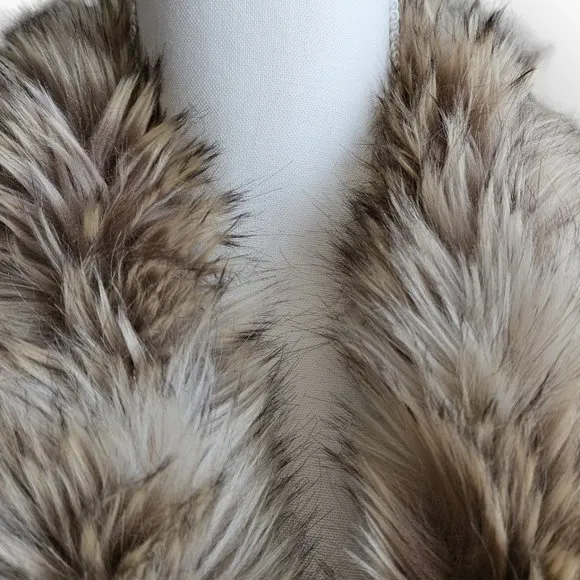 NWT New York &amp; Company Brown Faux Leather Faux Fur Collar Jacket.  US Size L.