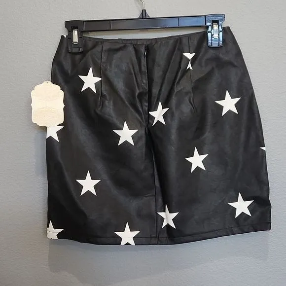 NWT faux leather star skirt
