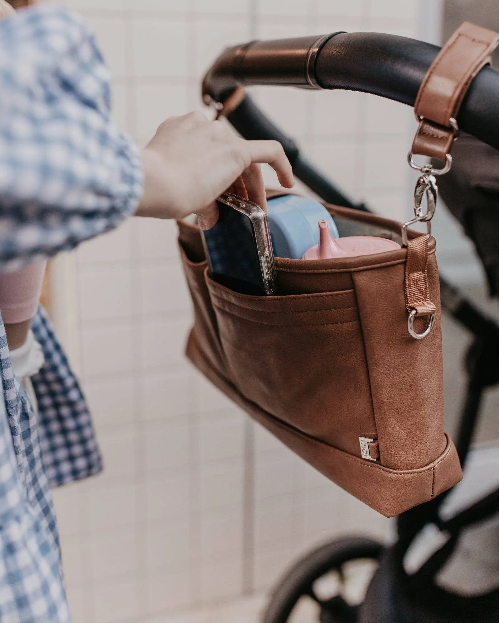 OiOi - Vegan Leather Stroller Organiser/Pram Caddy - Tan