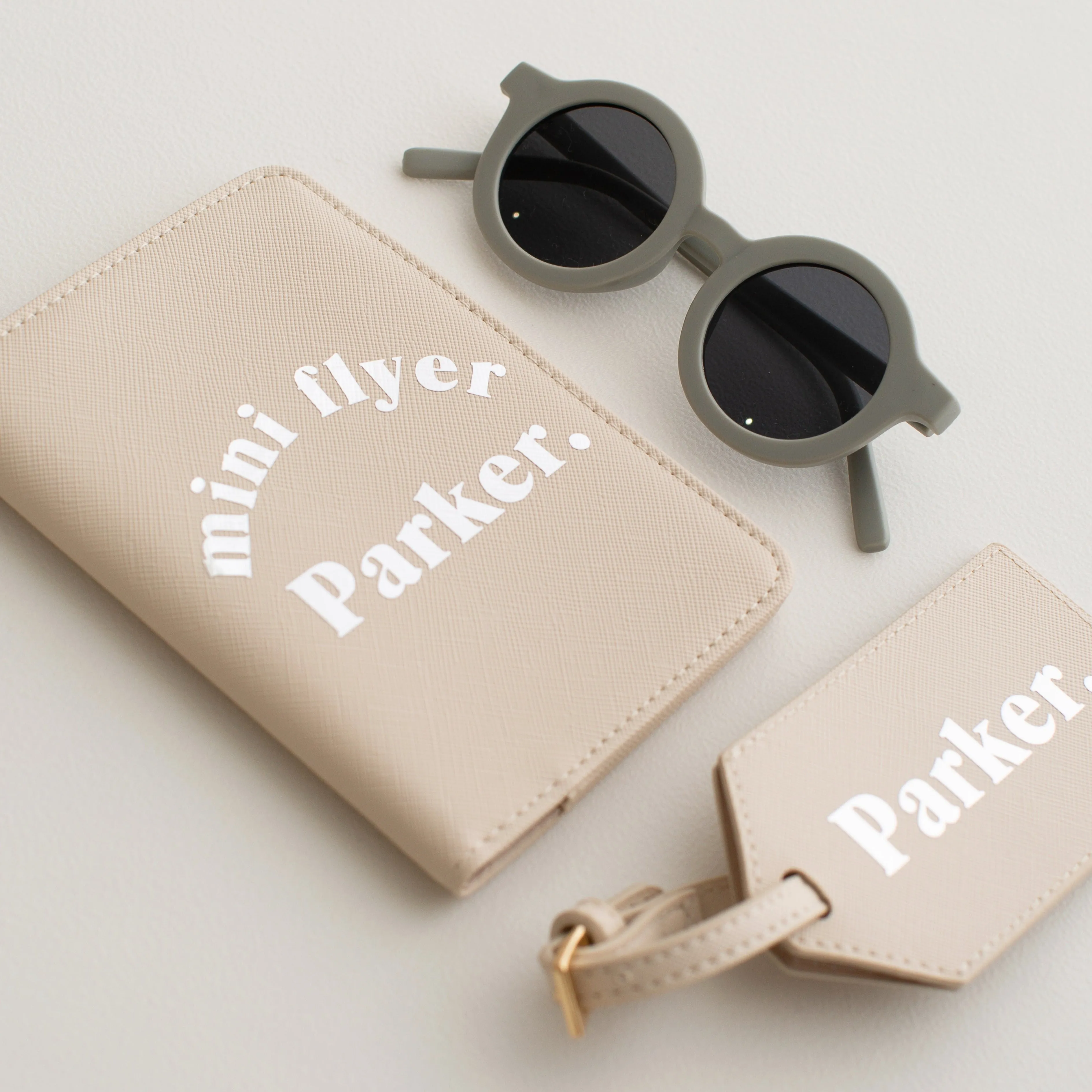 Passport & Tag Set