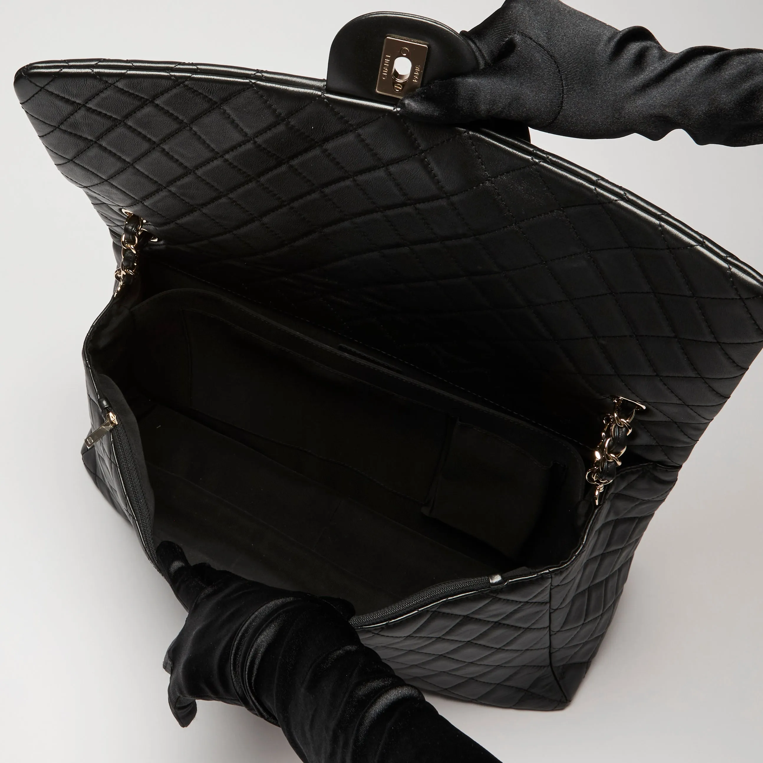 Pre-Loved Chanel™ Black Grained Leather XXL Flap Bag