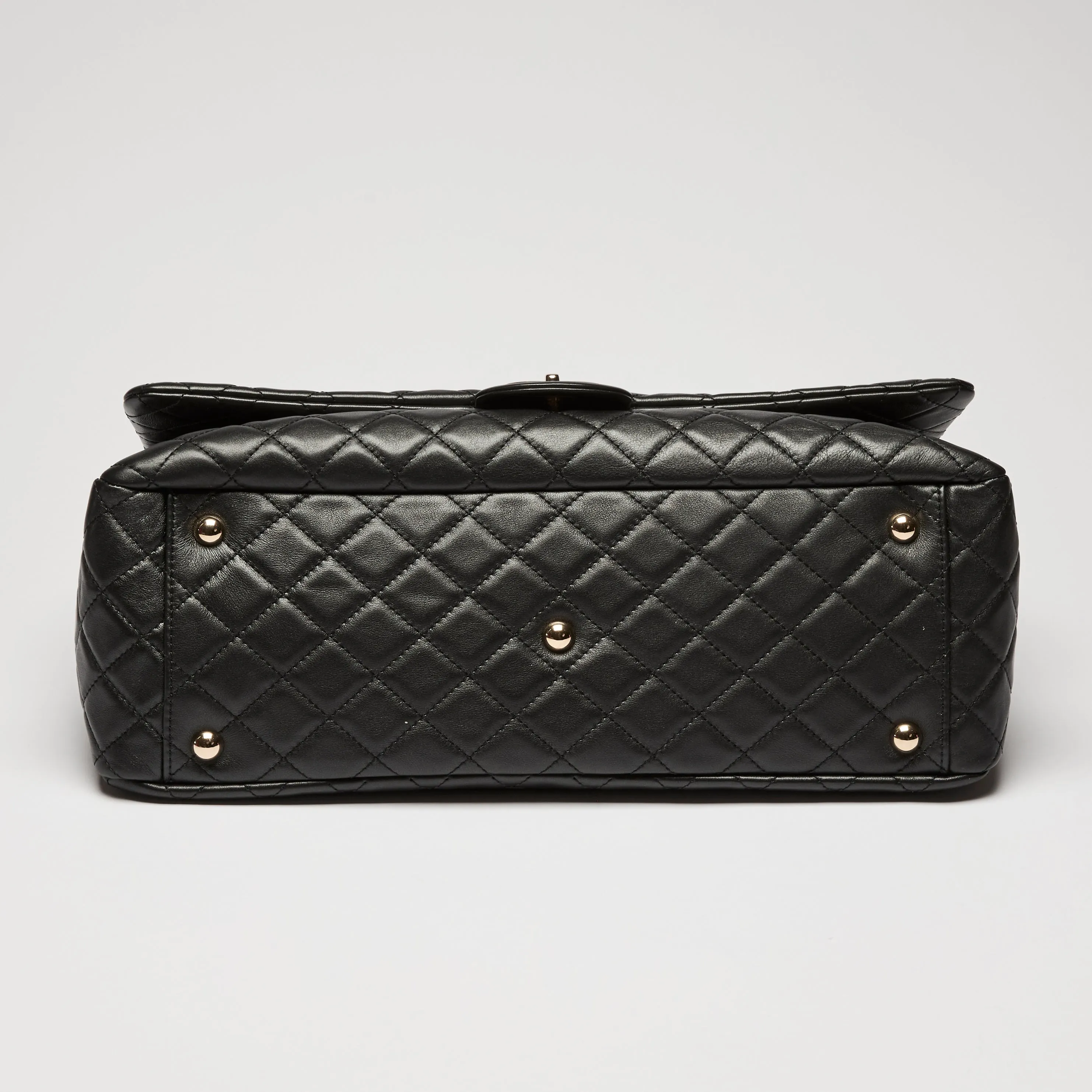 Pre-Loved Chanel™ Black Grained Leather XXL Flap Bag