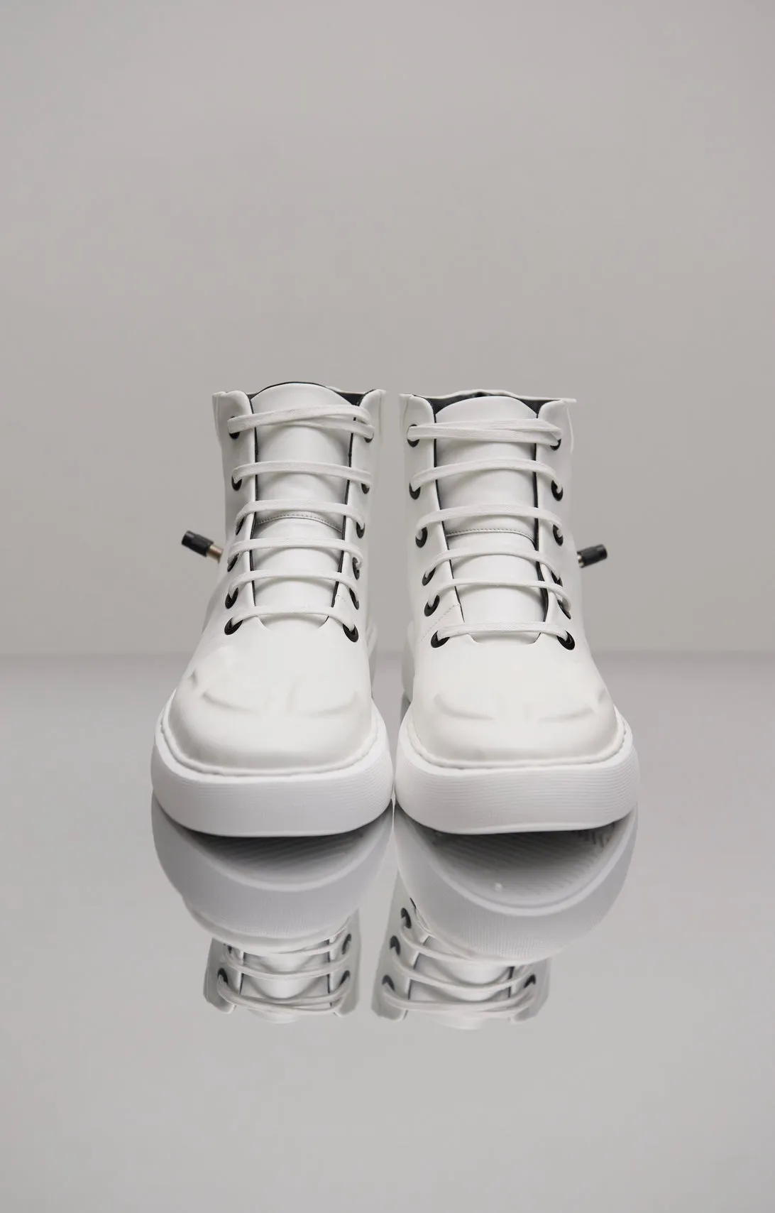 Pumped up Hightops White