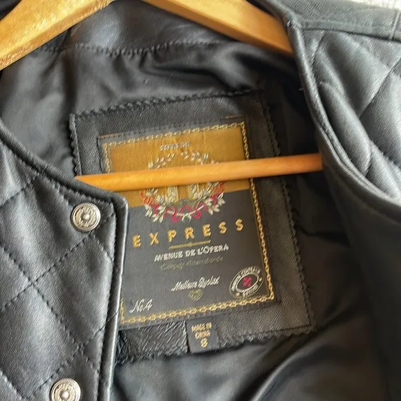 QUILTED LEATHER BOMBER JACKET