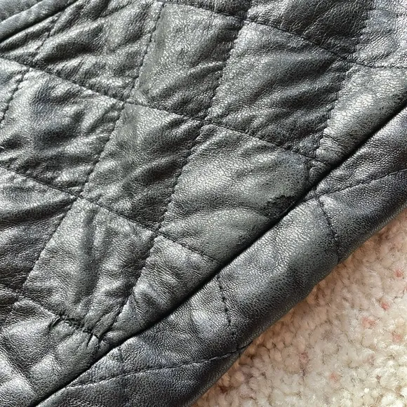 QUILTED LEATHER BOMBER JACKET