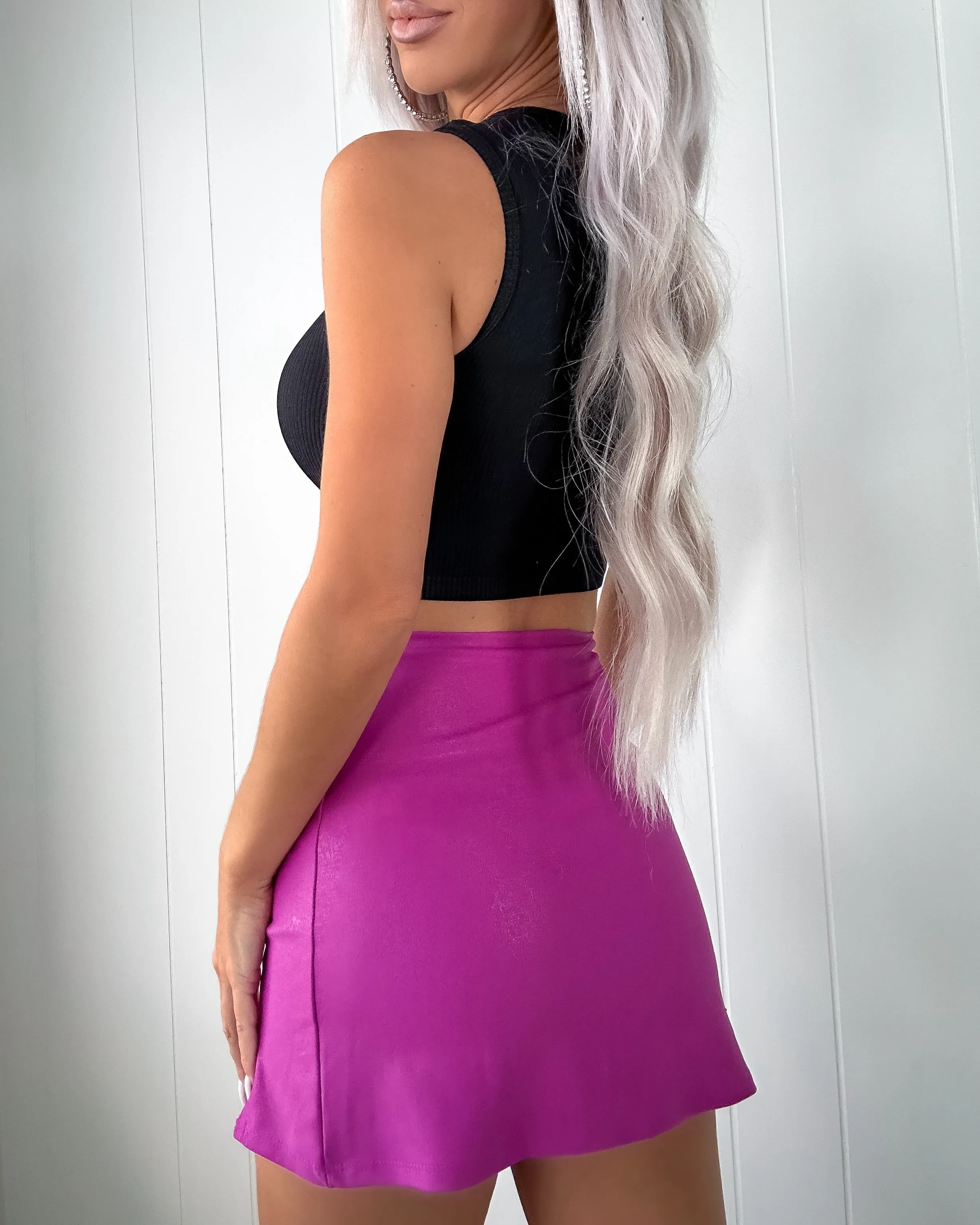 Round Neck Seamless Knit Tank - Black