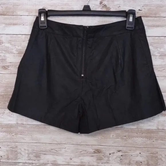 Sam Edelman Faux Leather Pleated Shorts Black 2
