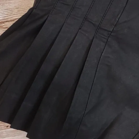 Sam Edelman Faux Leather Pleated Shorts Black 2