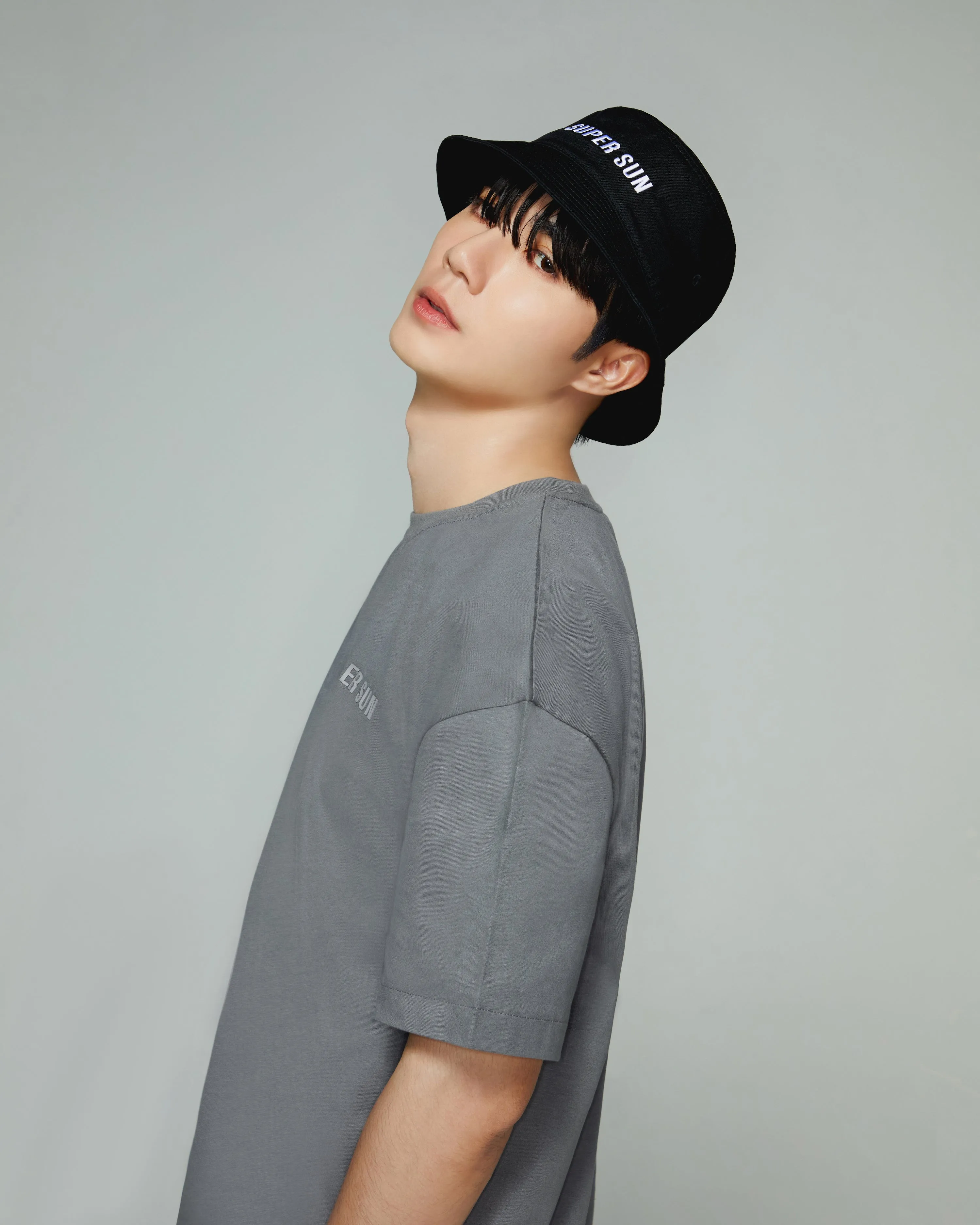 SUPER SUN BUCKET HAT