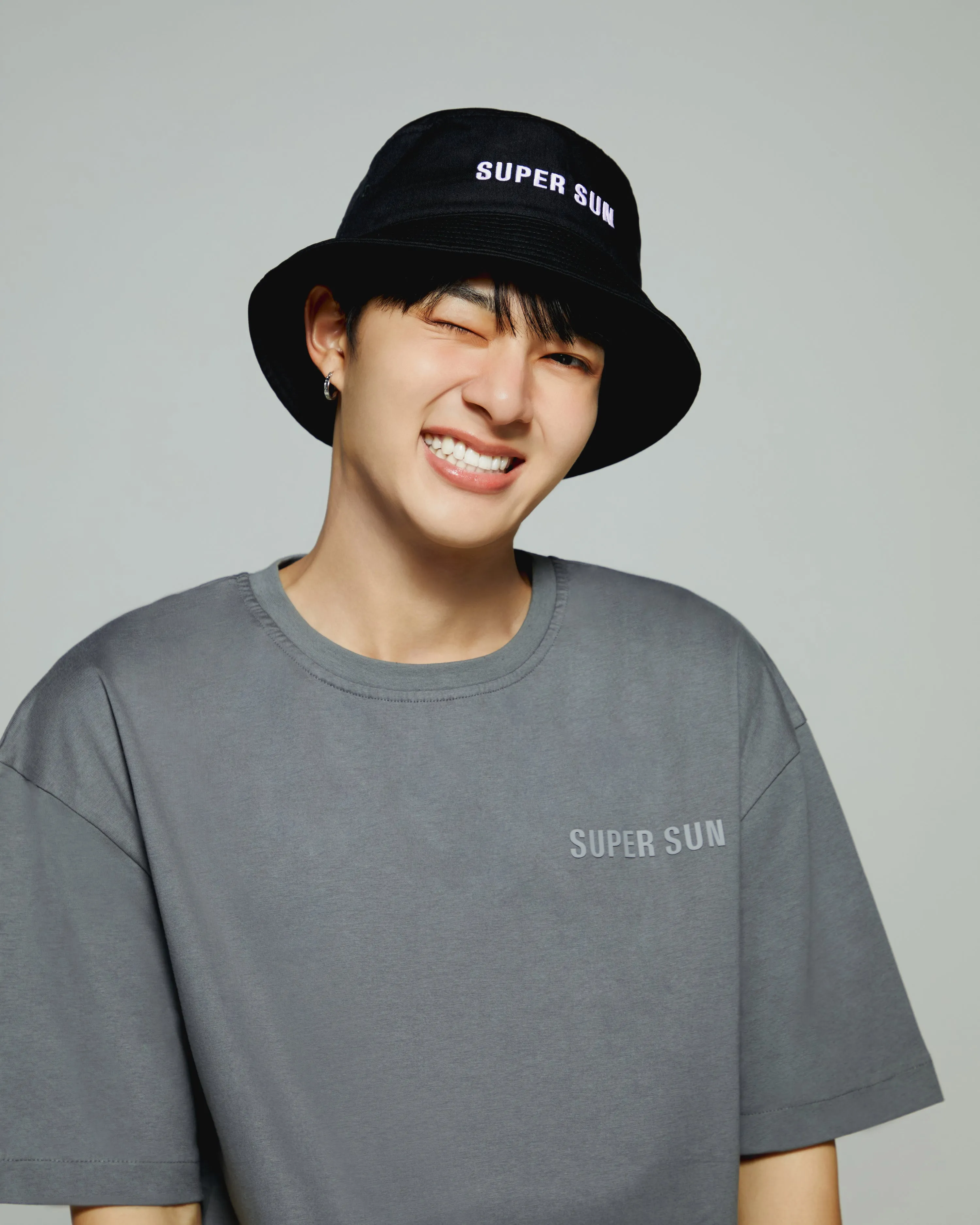 SUPER SUN BUCKET HAT