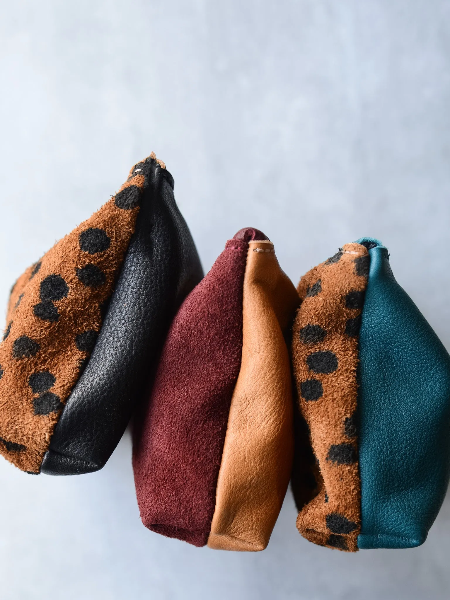 TEAL CHEETAH CONTRAST POUCH