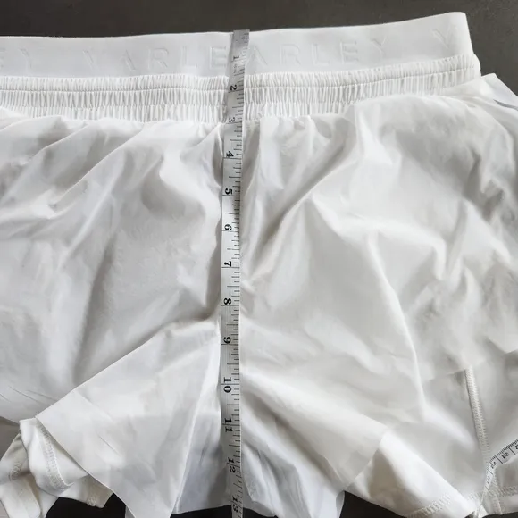 VARLEY‎ Womens White Fresno Shorts Size Small NWT Lightweight Breathable Running